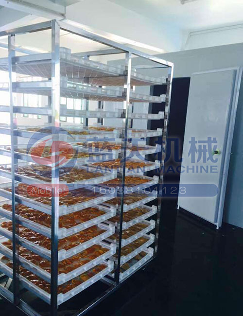 福建空氣能熱泵烘干機用戶現(xiàn)場