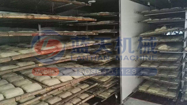 廣西熱泵烘干機用戶現(xiàn)場